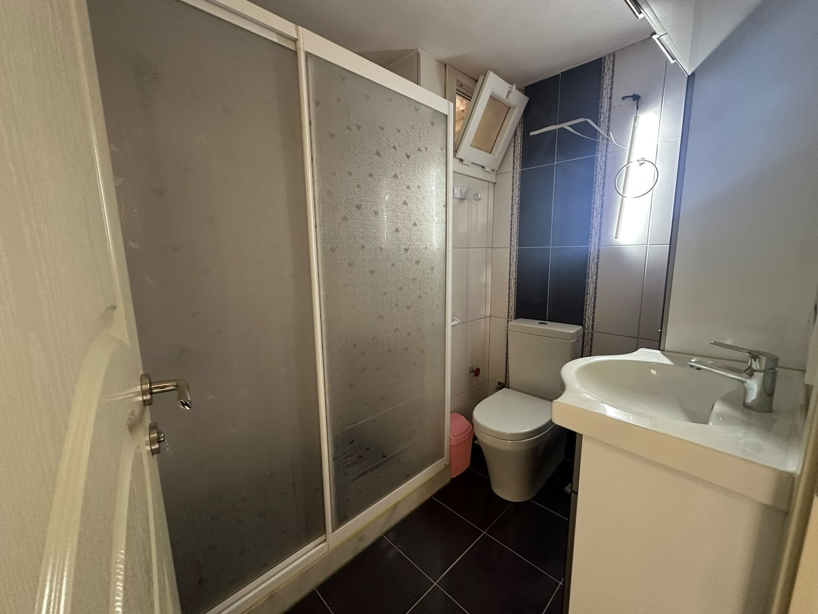 Merkezi Lokasyonda Kiralık 2+1 Kapalı Mutfak Çift Cephe Daire