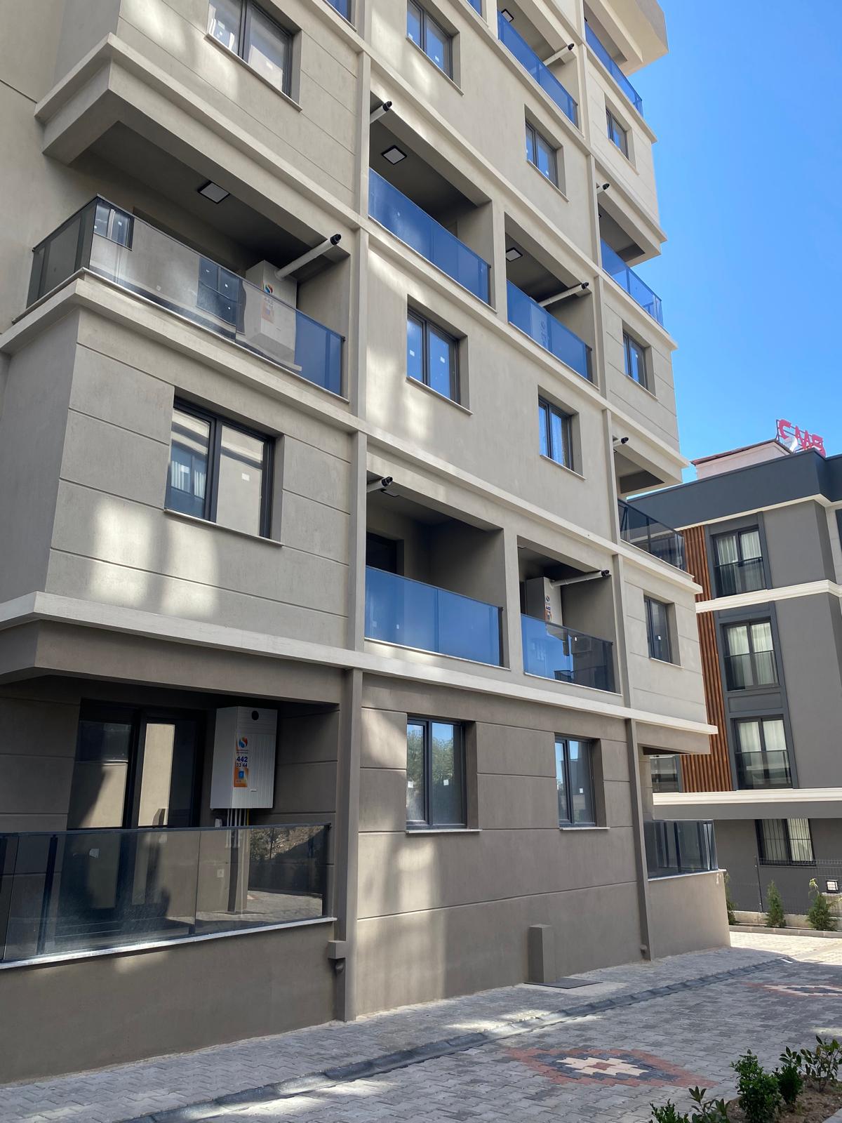 Site İçi Sıfır Oturuma Hazır 1+1 Kiralık Daire