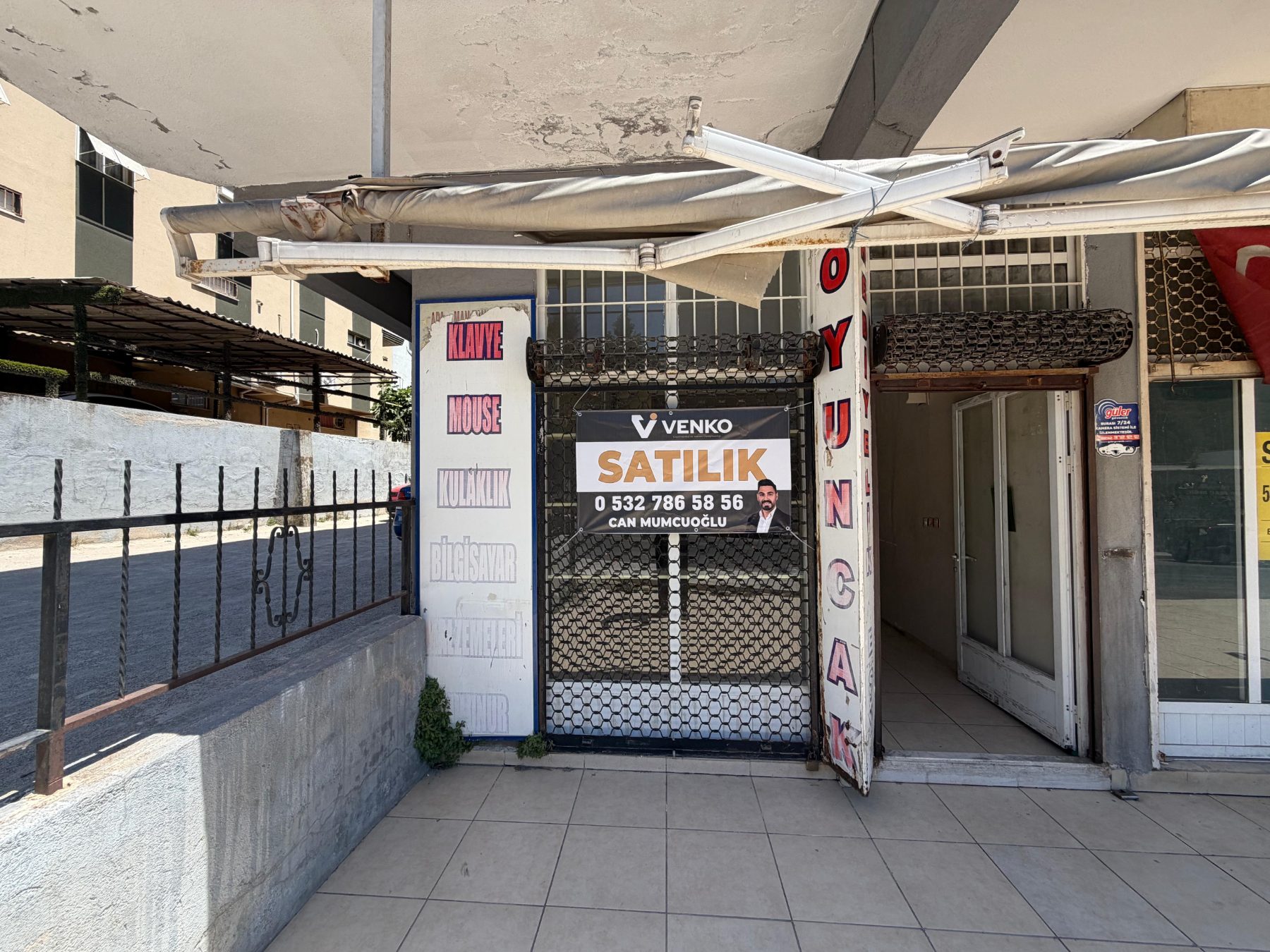 Buca Yaylacık'da Satılık Cadde Üzeri Boş Fırsat Dükkan