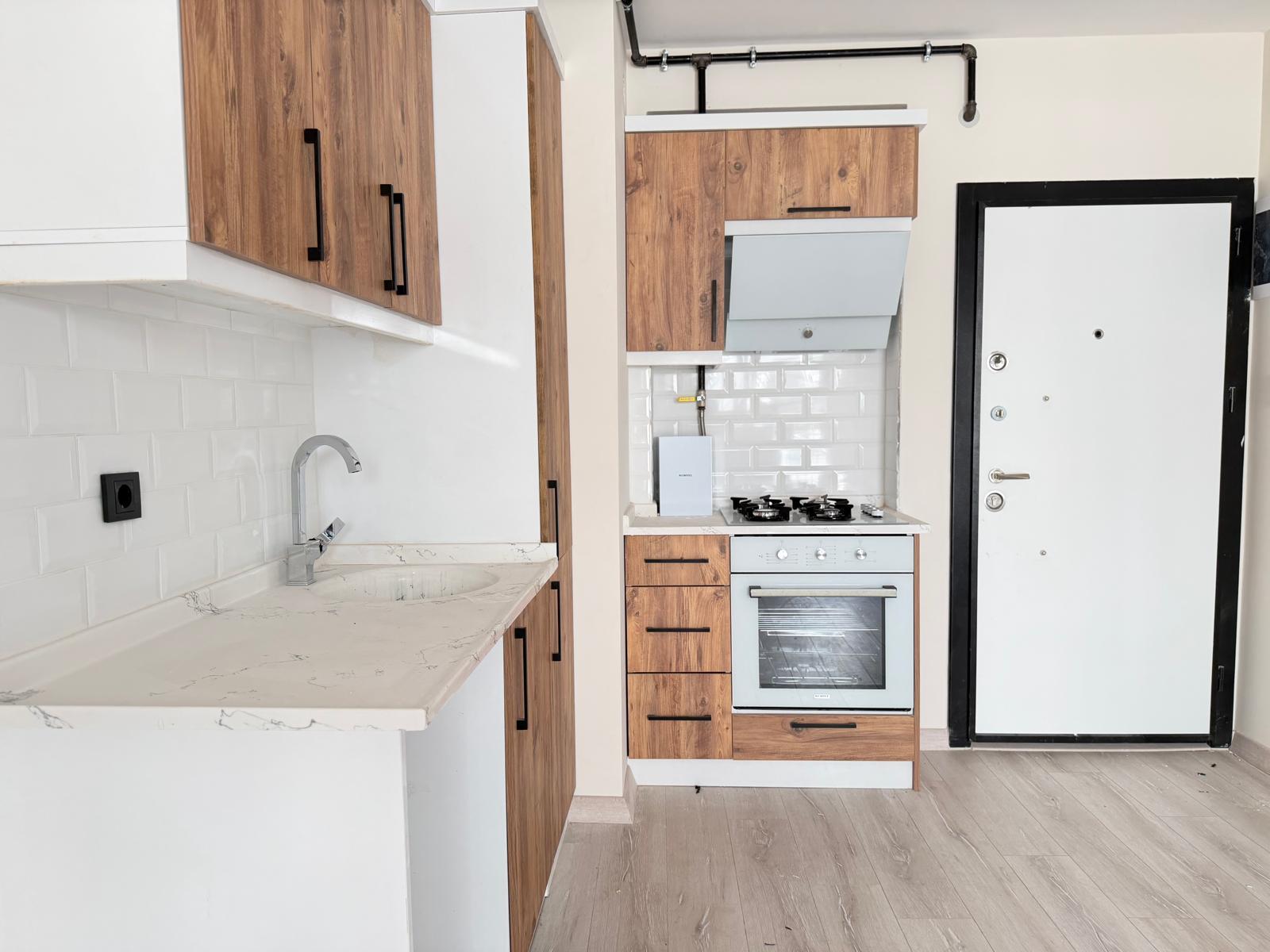 Hatay'da Çok Merkezi Kiralık Sıfır Otoparklı Arakat Fırsat 1+1