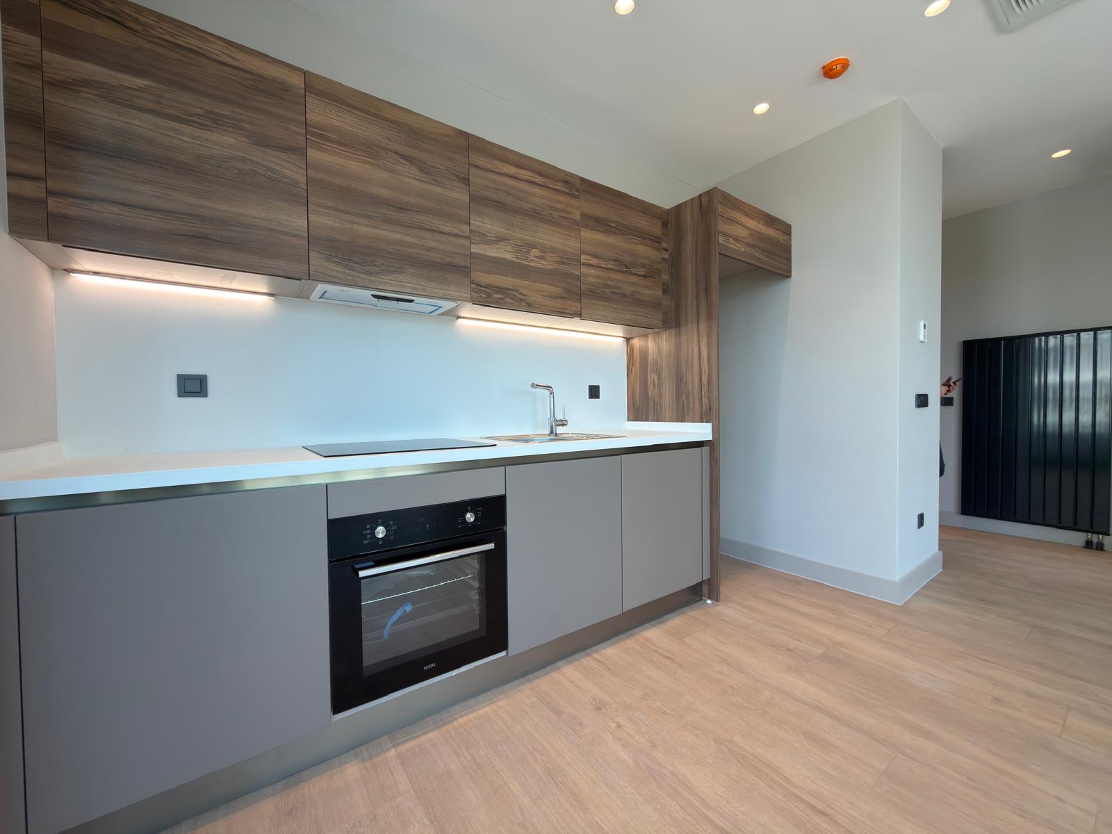 Evora İzmir'de Kiralık Büyük Tip 1+1 Daire (K Blok)